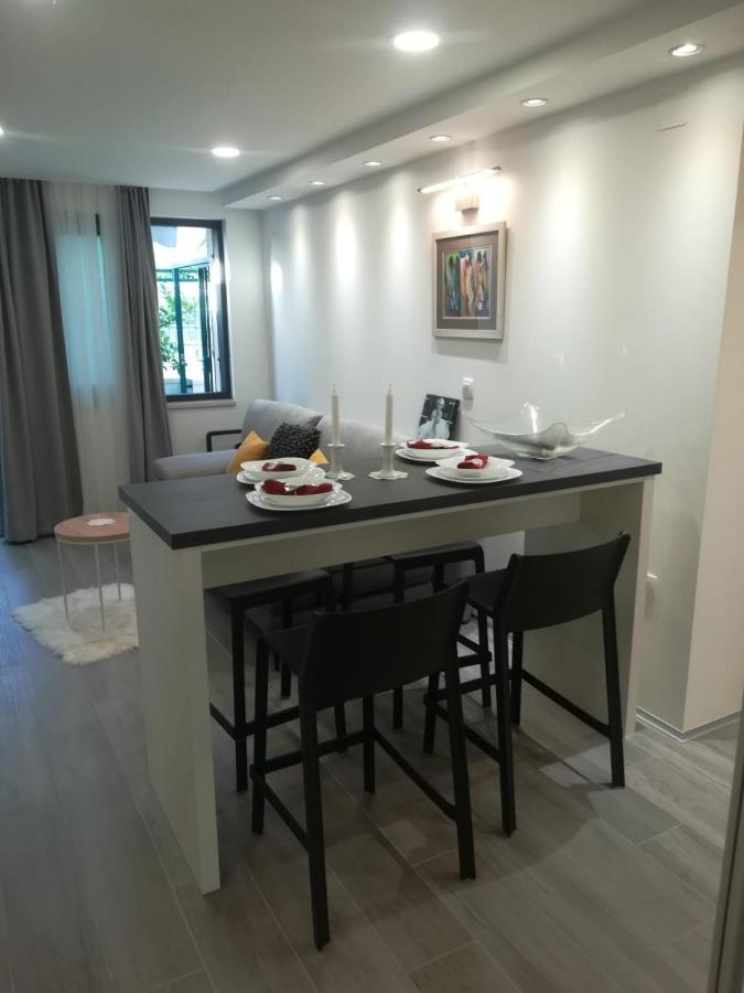 Apartmani Vidoš Makarska Exterior foto