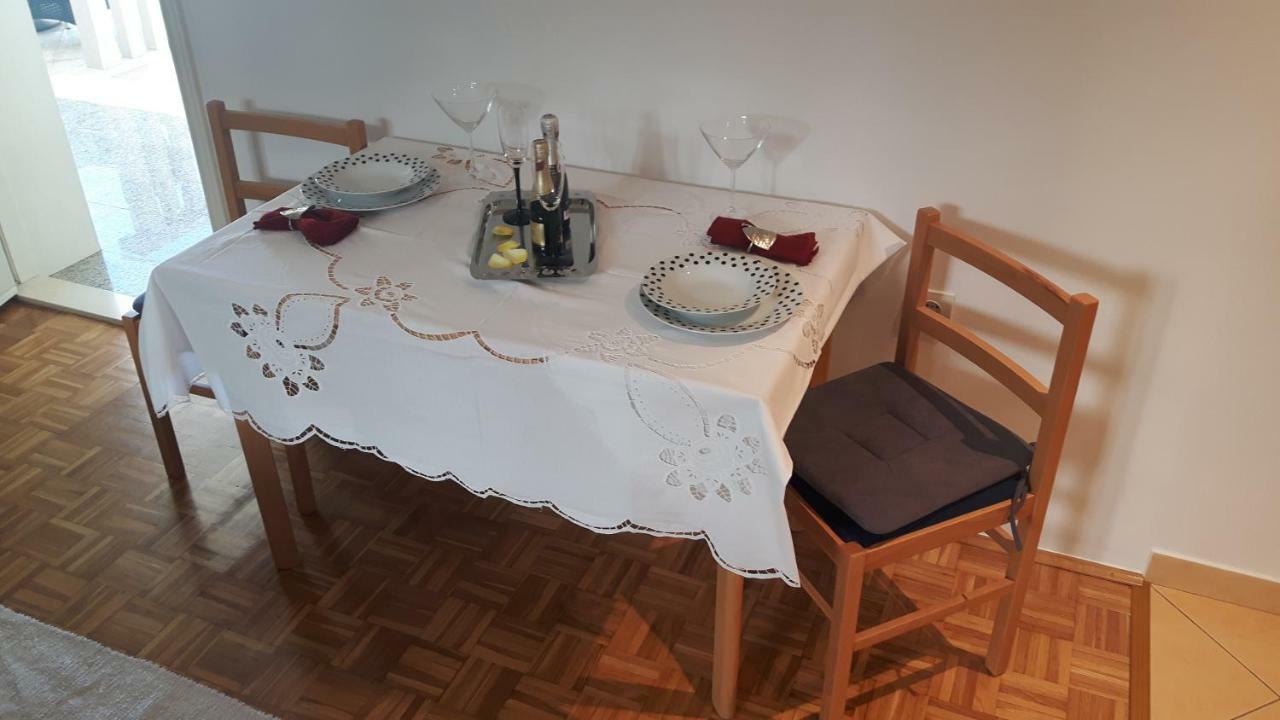 Apartmani Vidoš Makarska Exterior foto